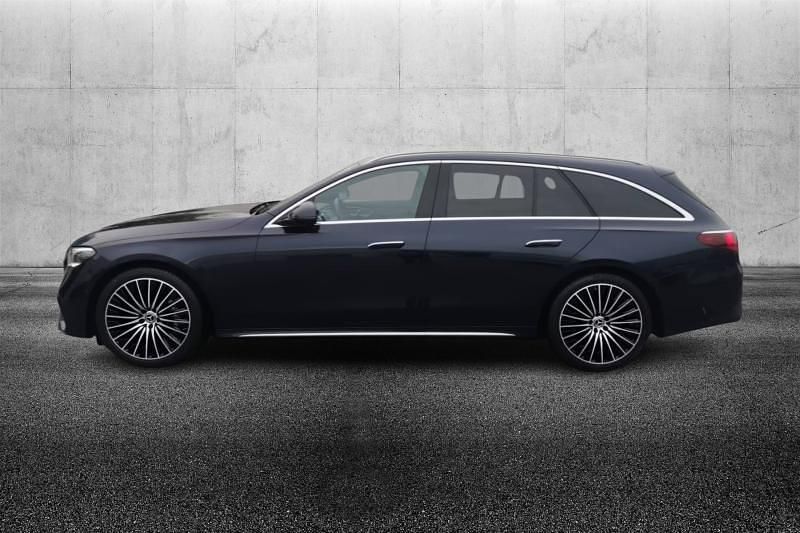 Usata Mercedes E220 Advanced Plus 197 CV (144 kW) 2024 Blu metallizzato Station wagon