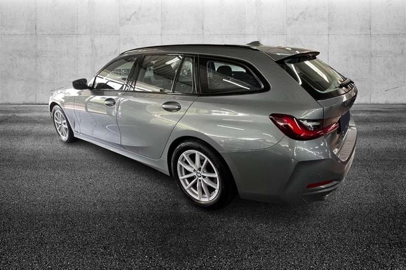 Usata BMW 318 Comfort Edition 150 CV (110 kW) 2022 Grigio Station wagon