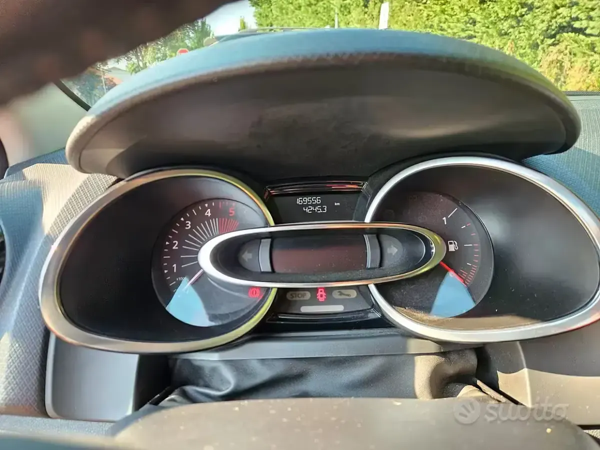 Usata Renault Clio IV 75 CV (55 kW) 2016 Nero Berlina