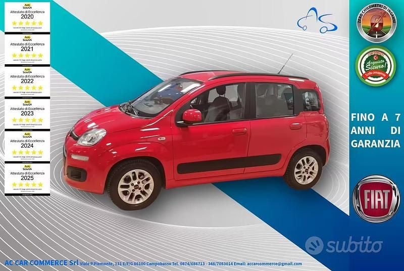 Usata Fiat Panda Lounge 69 CV (50 kW) 2017 Rosso Utilitaria