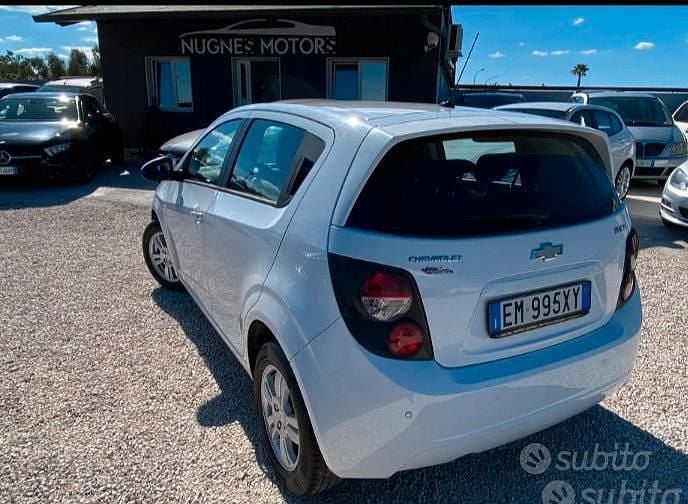 Usata Chevrolet Aveo 86 CV (63 kW) 2011 Bianco Berlina