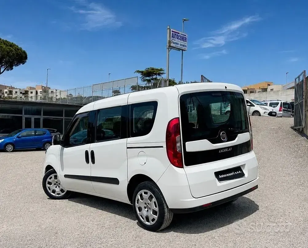 Käytetty Fiat Doblò Pop 120 HP (88 kW) 2017 Valkoinen Tila-auto