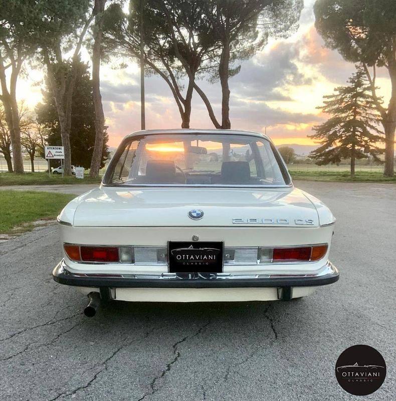 Usata BMW E9 Efficient Dynamics 169 CV (124 kW) 1969 Bianco Coupé