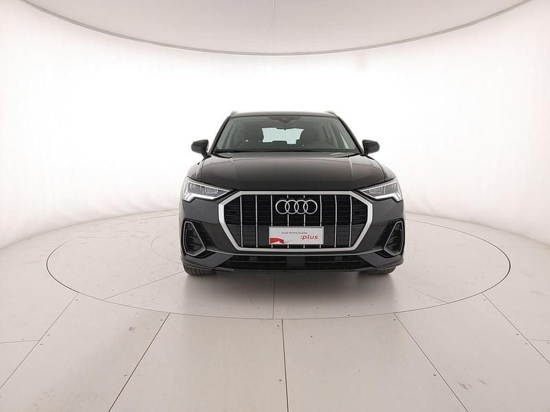 Usata Audi Q3 S-Line 150 CV (110 kW) 2022 Nero mito metallizzato SUV