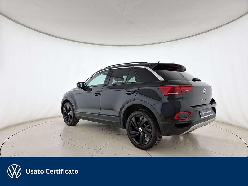 Usata VW T-Roc Sportline 116 CV (85 kW) 2025 Grenadill black metallizzato SUV
