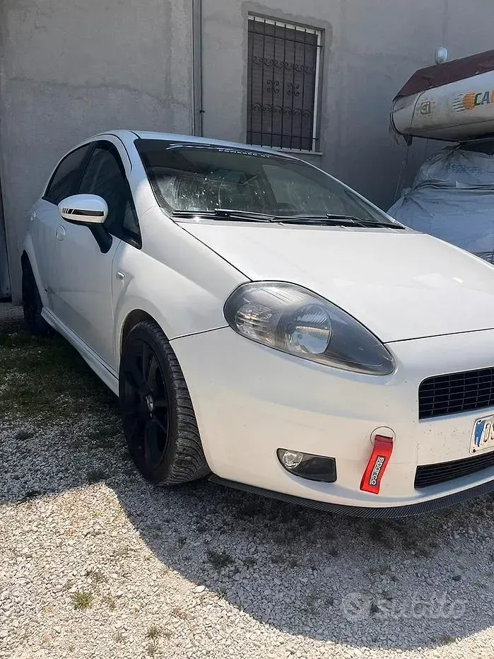 Usata Fiat Grande Punto Sport 90 CV (66 kW) 2008 Utilitaria
