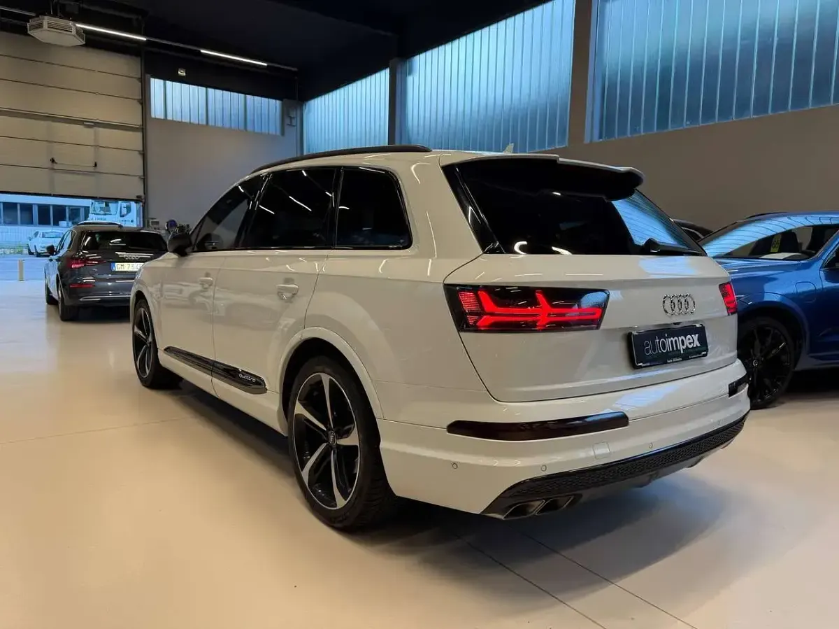 Usata Audi Q7 Business Plus 272 CV (200 kW) 2017 Bianco SUV