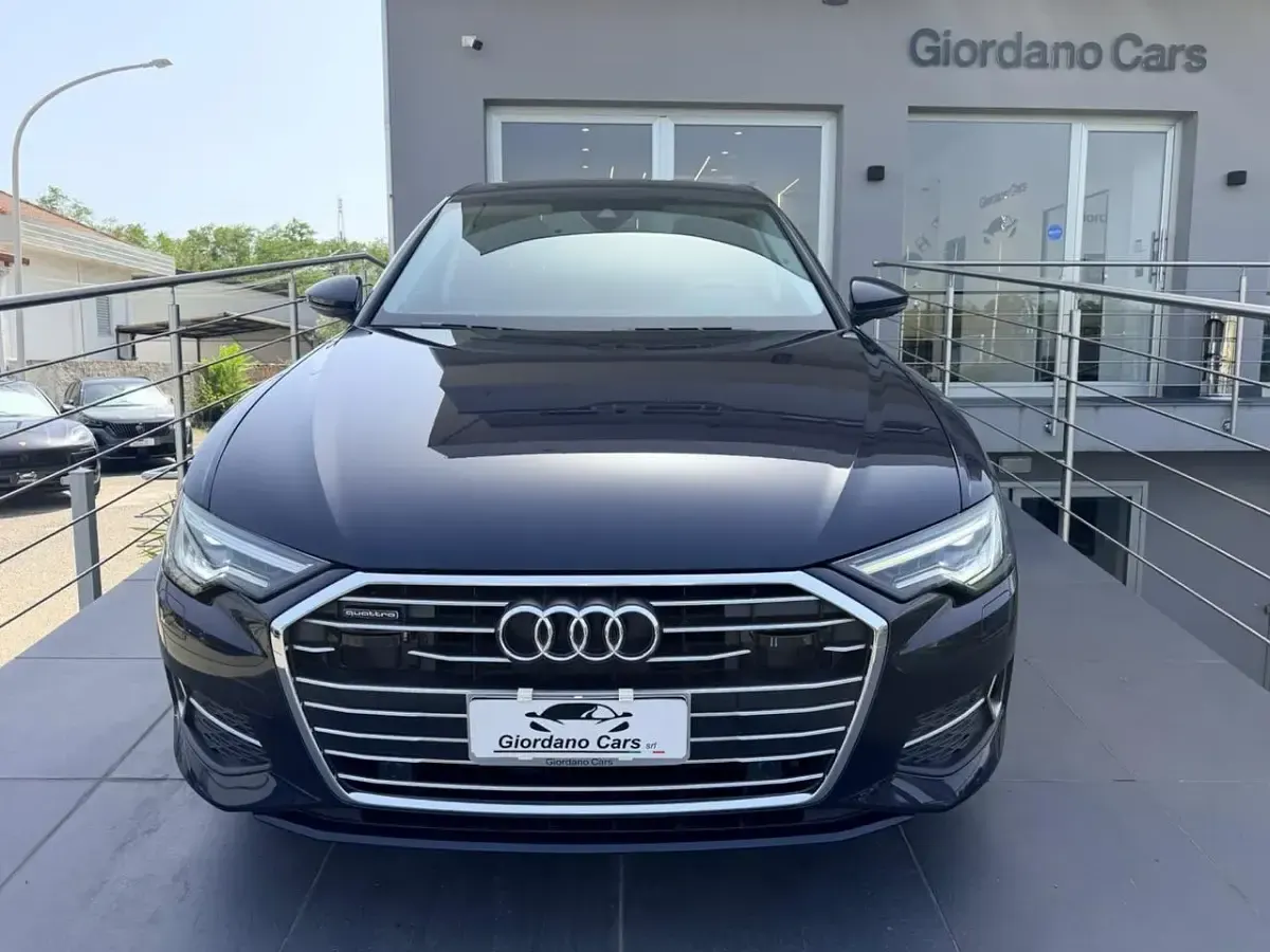 Usata Audi A6 Business 244 CV (179 kW) 2021 Blu Berlina