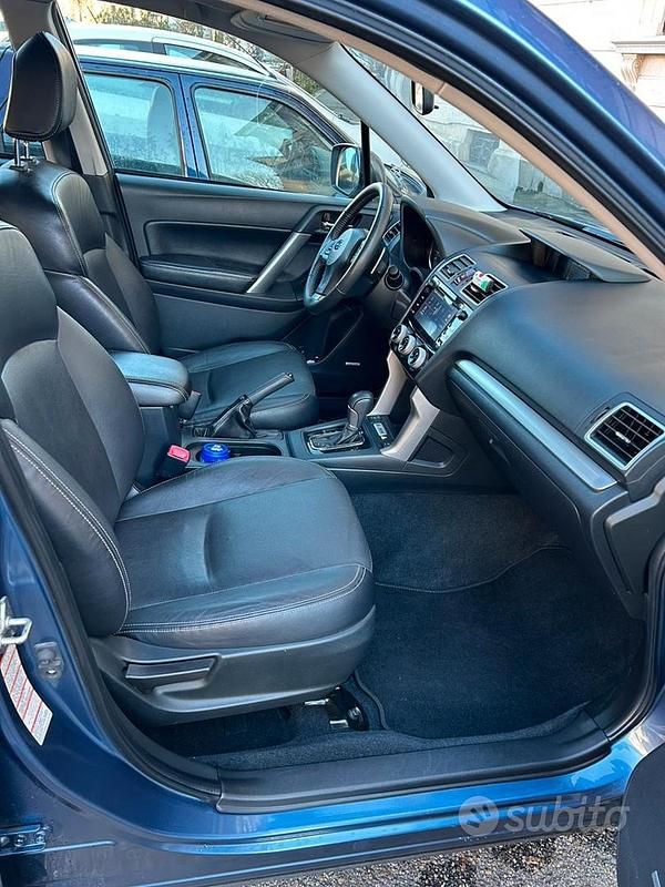 Usata Subaru Forester Sport 147 CV (108 kW) 2015 Blu SUV