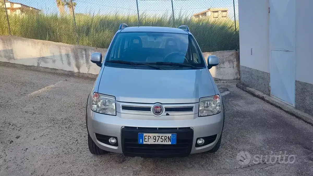 Usata Fiat Panda 4x4 75 CV (55 kW) 2013 Bianco Utilitaria