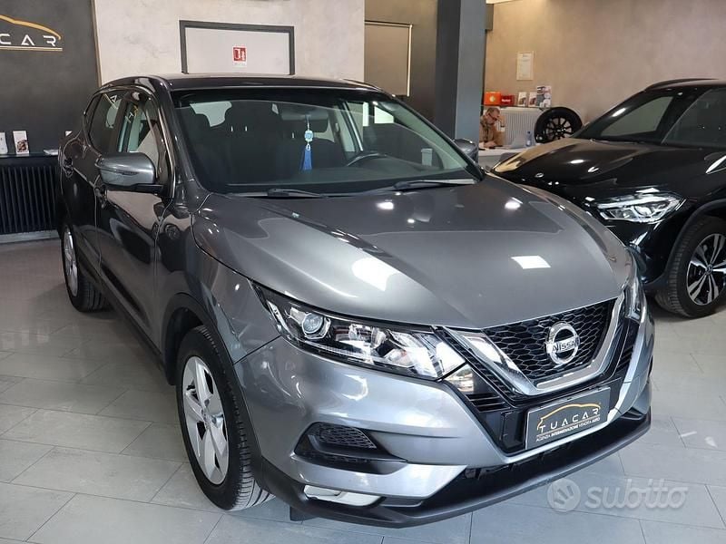 Usata Nissan Qashqai 116 CV (85 kW) 2020 Grigio SUV