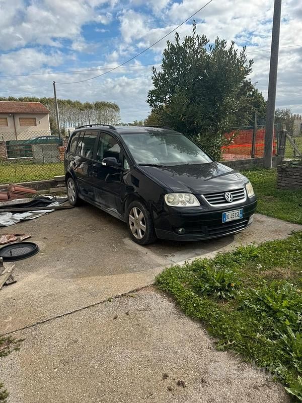Usata VW Touran 105 CV (77 kW) 2006 Nero Monovolume