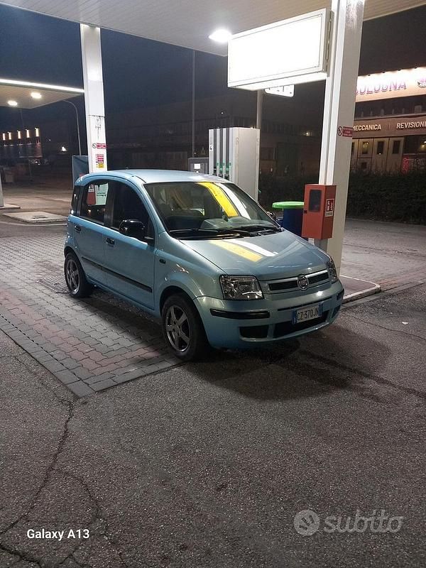 Usata Fiat Panda 60 CV (44 kW) 2006 Utilitaria