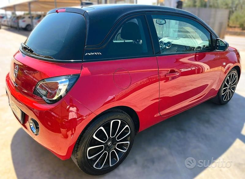 Usata Opel Adam Unlimited 87 CV (63 kW) 2016 Rosso Utilitaria