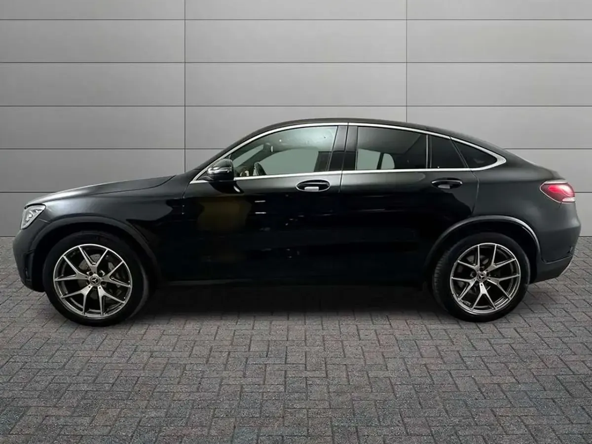 Usata Mercedes GLC220 Premium 194 CV (142 kW) 2022 Nero ossidiana SUV