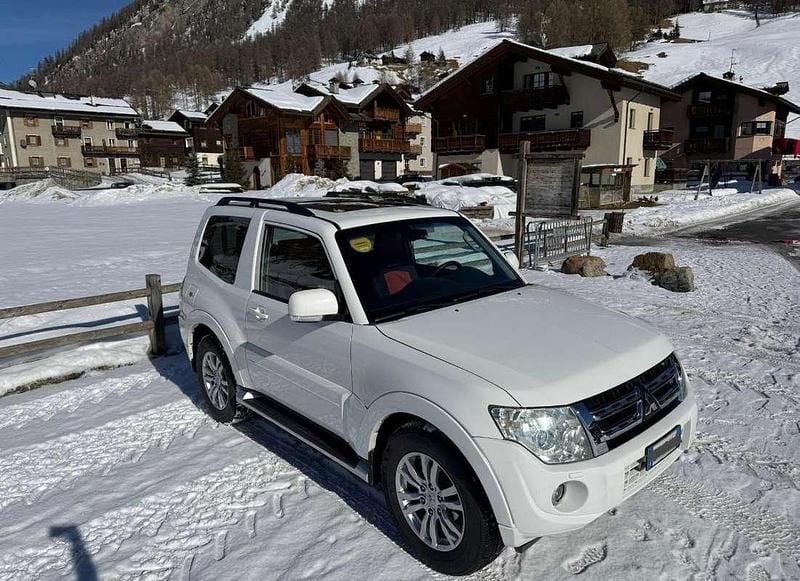 Usata Mitsubishi Pajero Instyle 200 CV (147 kW) 2012 SUV