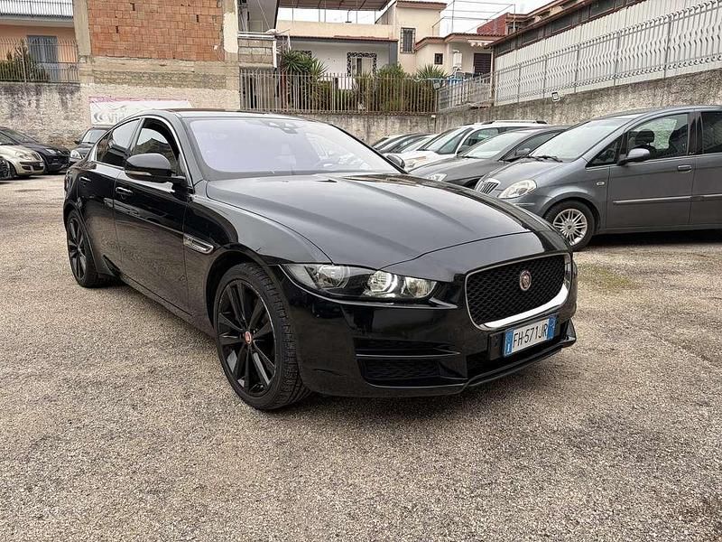Usata Jaguar XE Prestige 179 CV (131 kW) 2017 Berlina