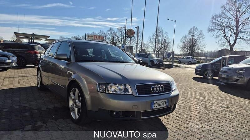 Usata Audi A4 131 CV (96 kW) 2002 Grigio Station wagon
