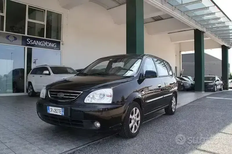 Usata Kia Carens 112 CV (82 kW) 2004 Monovolume