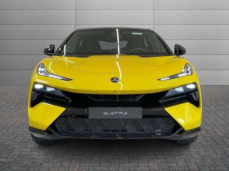 Nuova Lotus Eletre 450 kW (612 CV) 2026 Giallo solar SUV