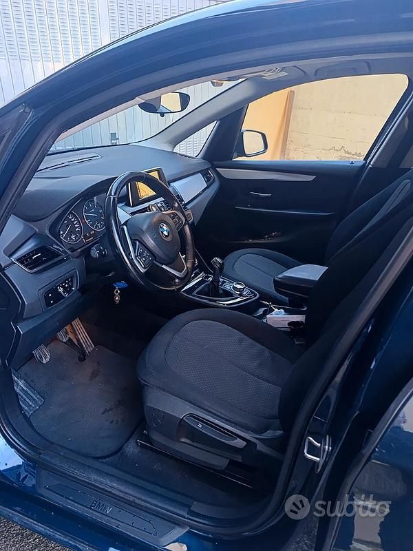 Usata BMW 216 Active Tourer Advantage 116 CV (85 kW) 2017 Blu Monovolume