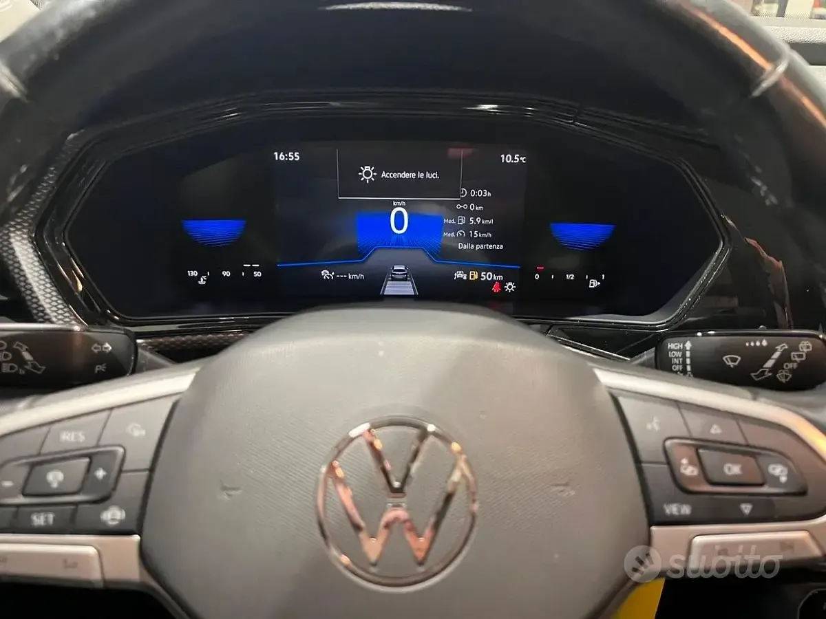 Usata VW T-Cross Style 95 CV (69 kW) 2023 Grigio SUV
