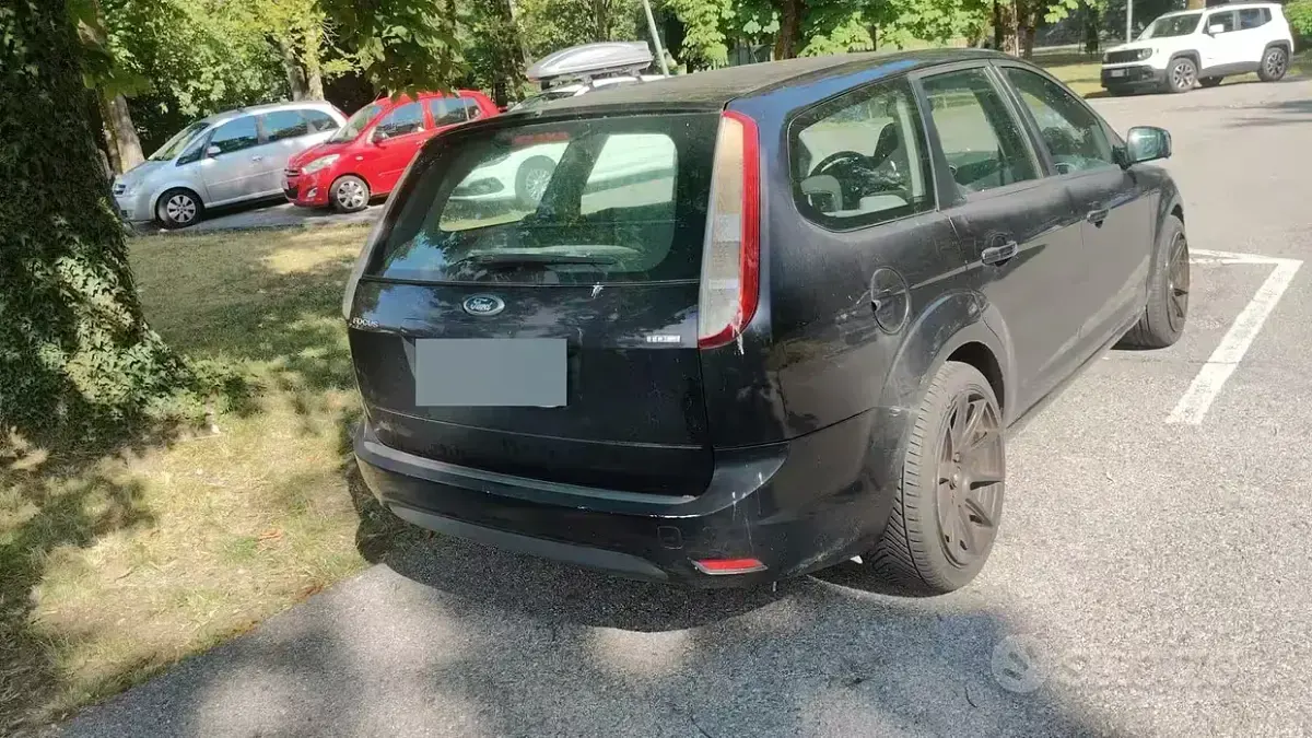 Usata Ford Focus 136 CV (100 kW) 2009 Nero Station wagon
