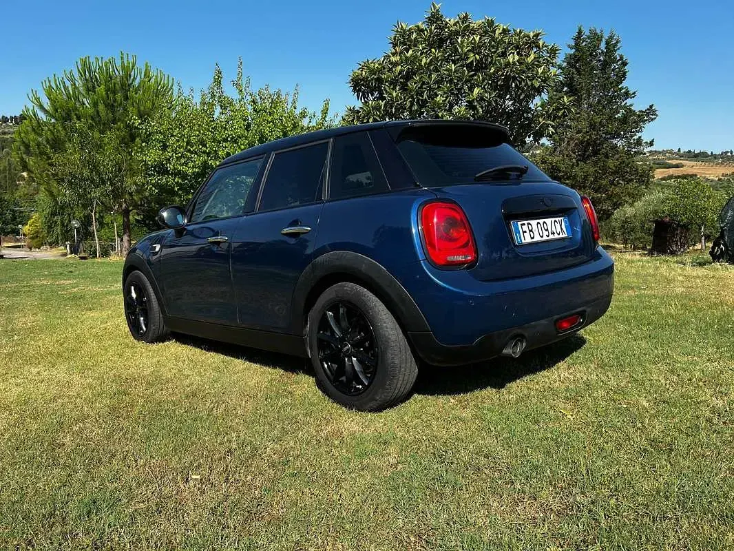 Usata Mini One D Business 95 CV (69 kW) 2015 Bluazzurro Utilitaria