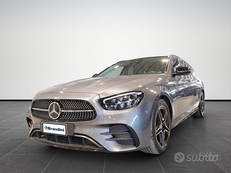 Grigio Usata 2022 Mercedes 220 Premium Station wagon | 35.968 € - Immagine 1/4