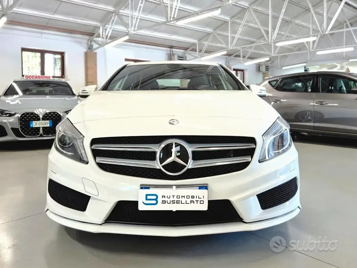 Usata Mercedes A180 Premium 109 CV (80 kW) 2012 Bianco Utilitaria