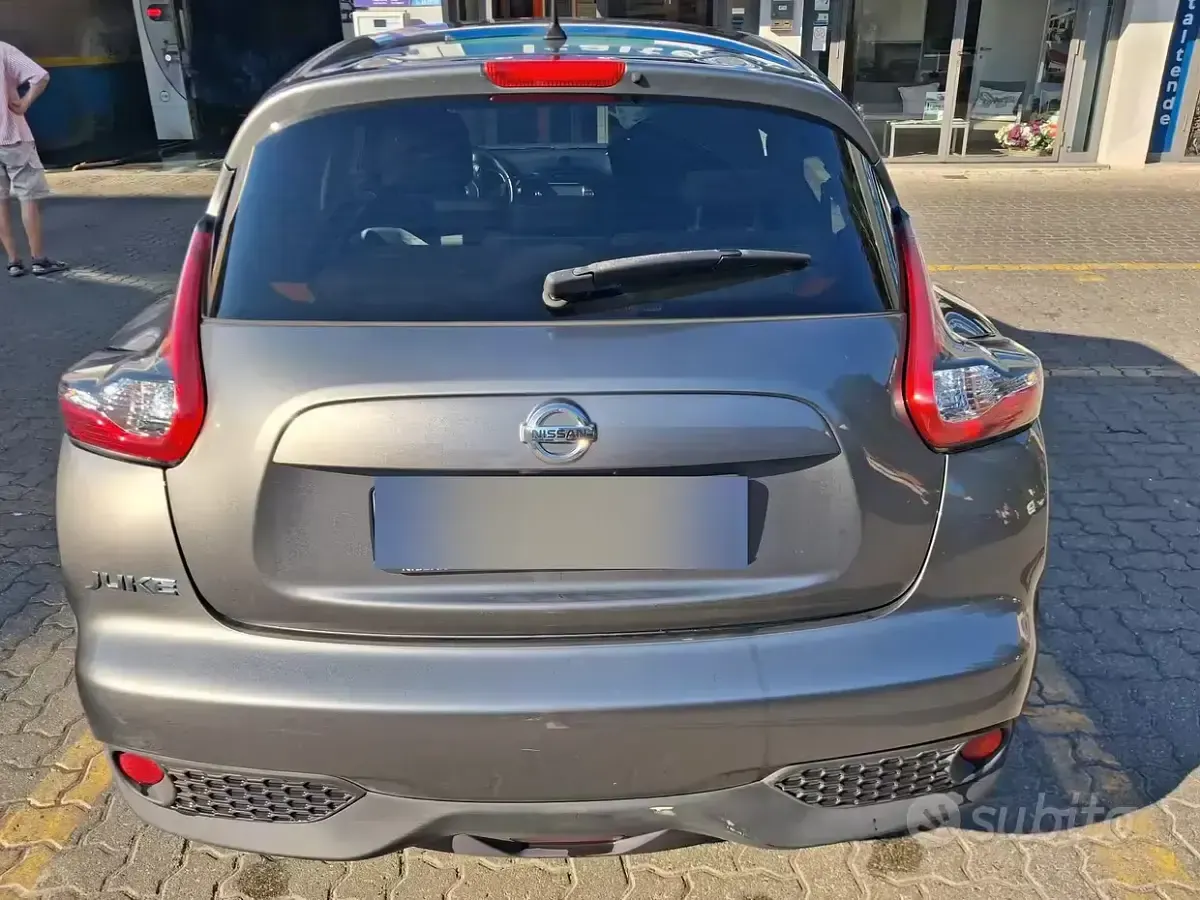 Usata Nissan Juke 113 CV (83 kW) 2019 Grigio SUV