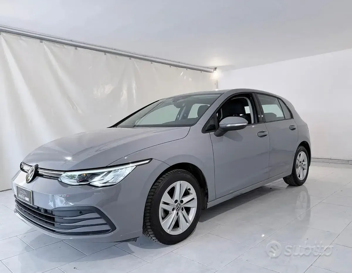 Usata VW Golf VIII Style 150 CV (110 kW) 2022 Grigio Berlina