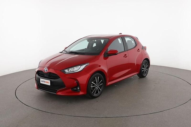 Usata Toyota Yaris Hybrid Trend 116 CV (85 kW) 2022 Rosso