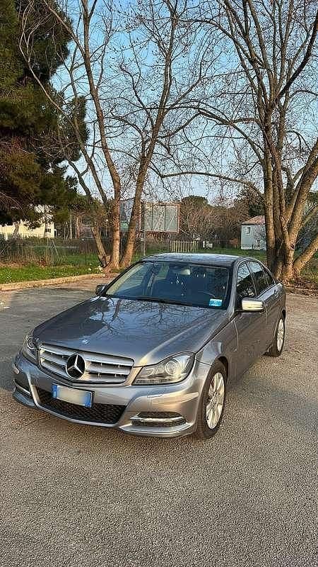 Usata Mercedes C200 Elegance 136 CV (100 kW) 2012 Berlina