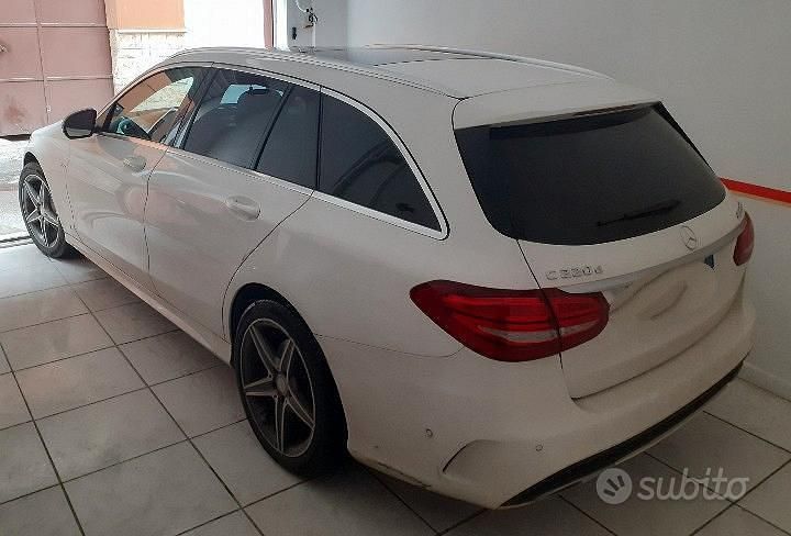 Usata Mercedes C220 AMG 170 CV (125 kW) 2016 Bianco Station wagon