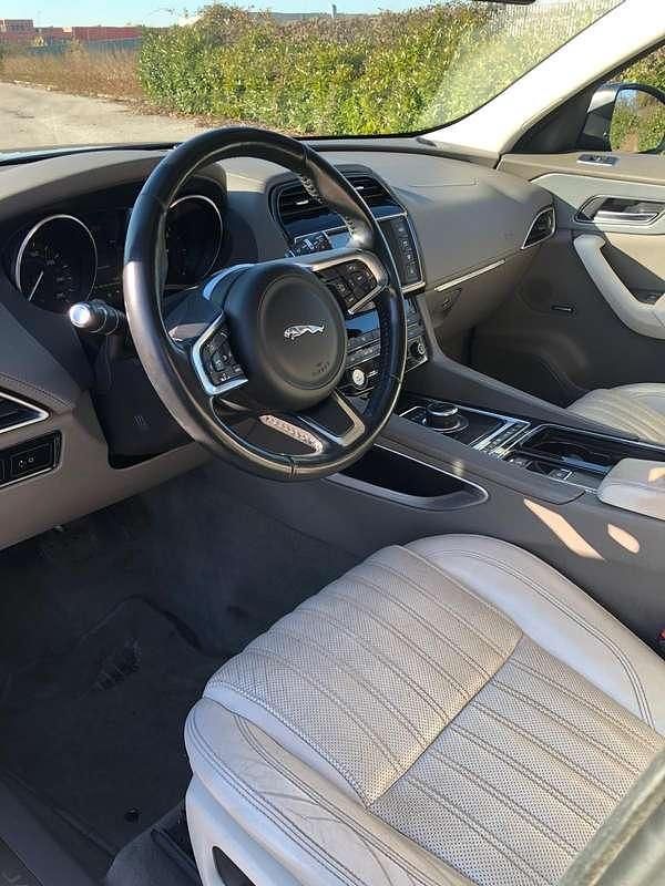 Usata Jaguar F-Pace Portfolio 300 CV (220 kW) 2017 Nero SUV