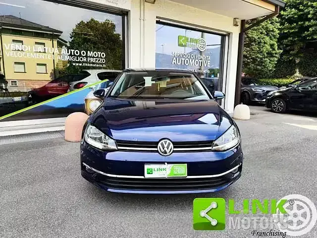 Usata VW Golf VII Business 116 CV (85 kW) 2017 Blu Berlina