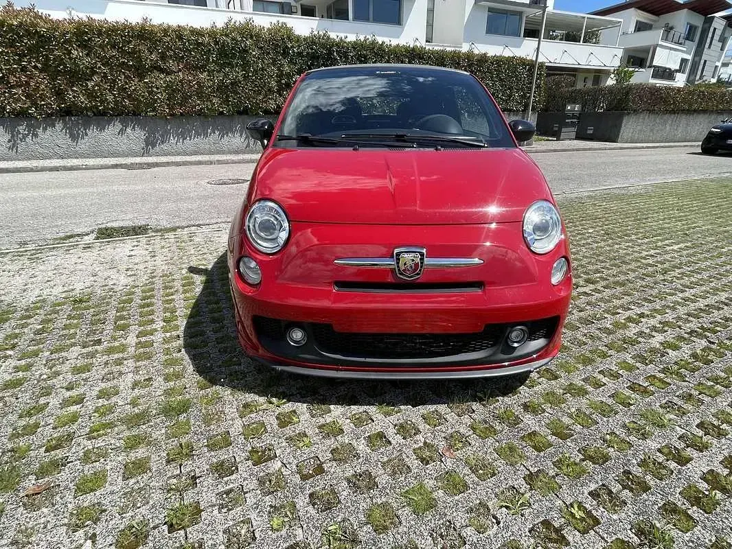 Usata Abarth 595C 140 CV (102 kW) 2011 Rosso Cabrio