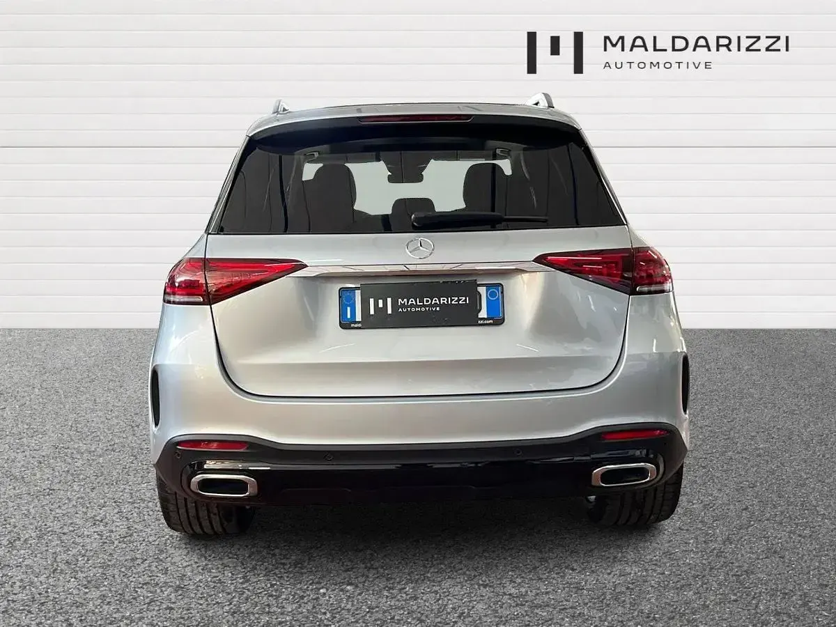 Usata Mercedes GLE300 Premium Plus 272 CV (200 kW) 2023 Argento SUV