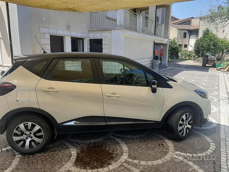 Usata Renault Captur 110 CV (80 kW) 2018 SUV