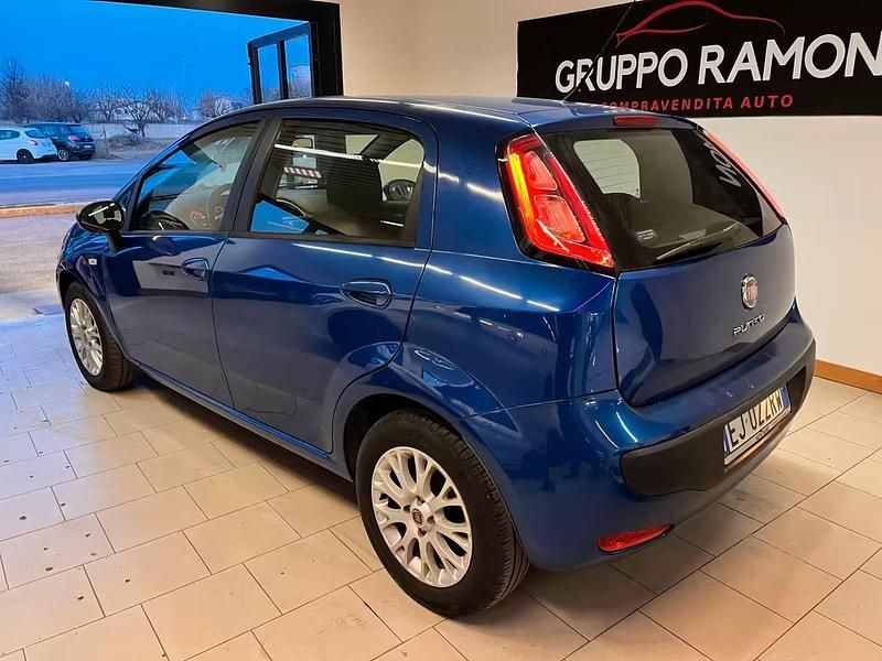 Usata Fiat Punto Evo Dynamic 75 CV (55 kW) 2011 Blu Utilitaria