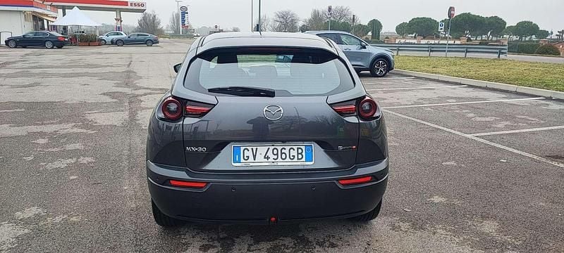 Usata Mazda MX30 Exclusive-Line 73 CV (53 kW) 2024 SUV