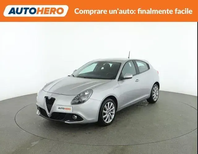 Usata Alfa Romeo Giulietta Super 120 CV (88 kW) 2018 Utilitaria