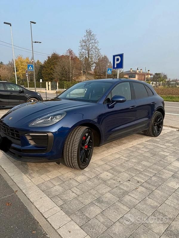 Blu Usata 2021 Porsche Macan SUV | 63.000 € (Molto cara) - Immagine 1/4