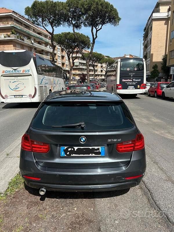 Usata BMW 318 143 CV (105 kW) 2014 Grigio Station wagon