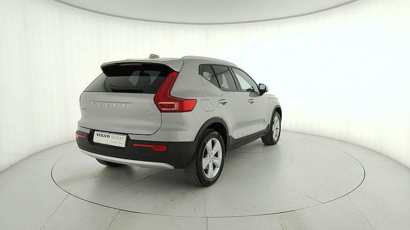 Usata Volvo XC40 Core 163 CV (119 kW) 2025 Argento SUV