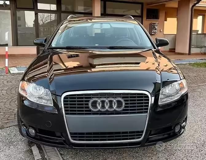 Usata Audi A4 163 CV (119 kW) 2004 Nero Station wagon