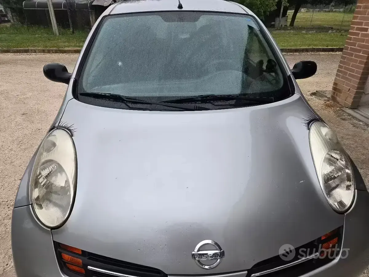 Usata Nissan Micra 65 CV (47 kW) 2003 Grigio Utilitaria
