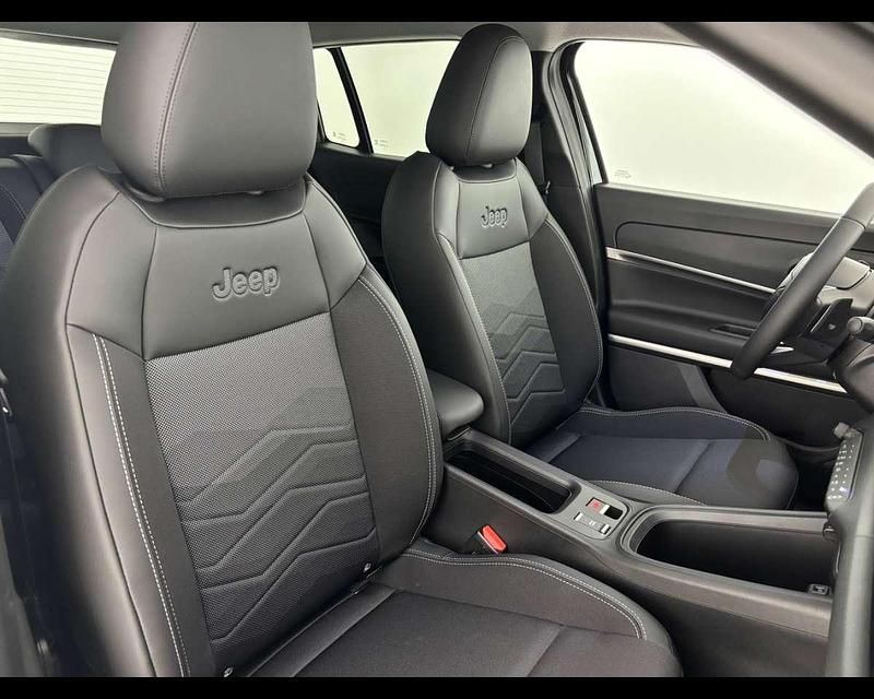 Nuova Jeep Avenger Summit 101 CV (74 kW) 2025 Stone SUV