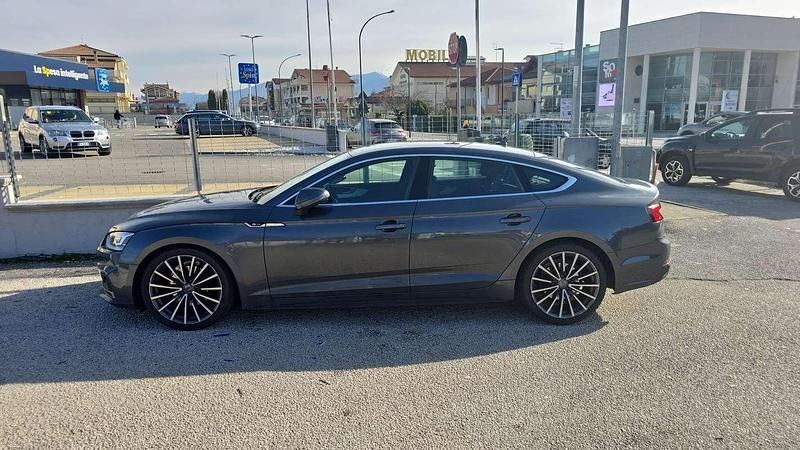 Usata Audi A5 Sportback Sport 190 CV (139 kW) 2019 Utilitaria